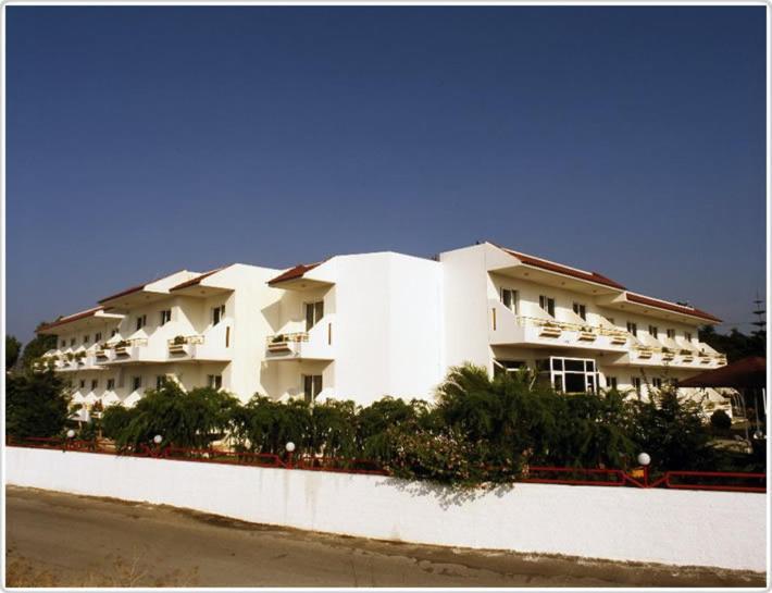 Hotel Corellia Asterias Beach